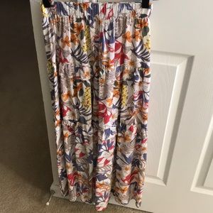 Maxi floral skirt size S